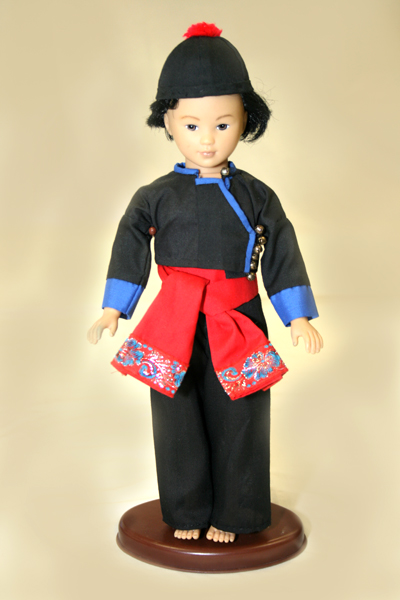 Hmong Embroidery | Hmong Attire